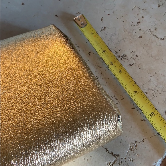 VINTAGE Gold Clutch - Picture 5 of 7